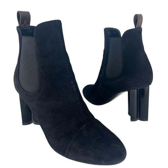 Louis Vuitton Suede Monogram Cap Toe Chelsea 80mm Ankle Boots in Black - Picture 2 of 16